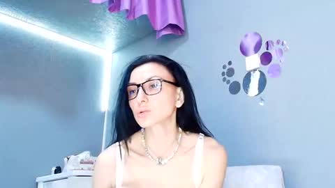 Snapshot of siaconna chatting on June 2026 11:31:01 AM Siaconna online show from June 2026 11:31:01 AM