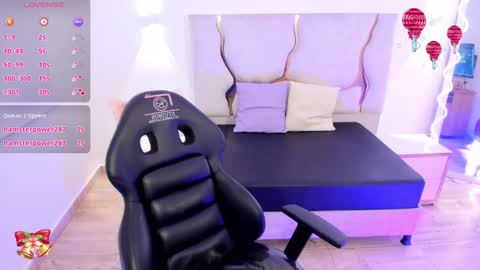 Snapshot of siam_tay chatting on December 2024 05:55:02 AM siam online show from December 2024 05:55:02 AM