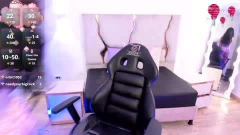 Snapshot of siam_tay chatting on December 2024 03:11:02 AM siam online show from December 2024 03:11:02 AM