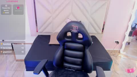 Snapshot of siam_tay chatting on February 2025 11:54:02 PM siam online show from February 2025 11:54:02 PM