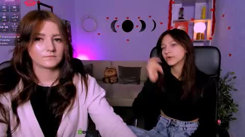 silicia online show from February 2026 09:22:01 PM