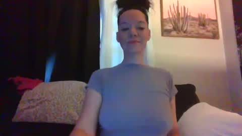 Snapshot of sidneyraee chatting on September 2025 05:46:02 PM Mrs. St. Patrickk online show from September 2025 05:46:02 PM