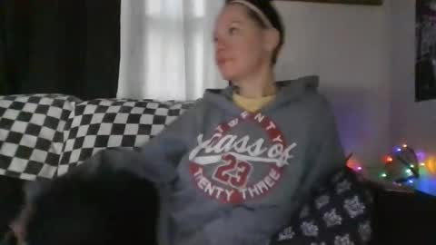 Snapshot of sidneyraee chatting on November 2025 03:45:01 PM Mrs. St. Patrickk online show from November 2025 03:45:01 PM