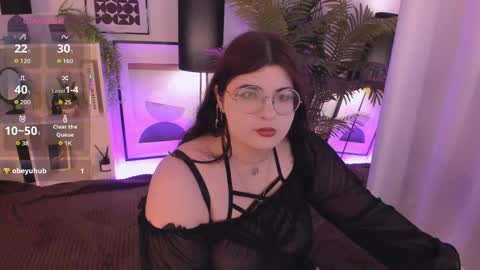 Snapshot of siena_aa chatting on April 2026 09:21:02 PM Siena online show from April 2026 09:21:02 PM
