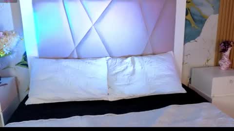 Sienna Desieree online show from April 2026 02:02:02 PM