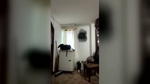 sienna_glow online show from February 2026 12:32:02 PM