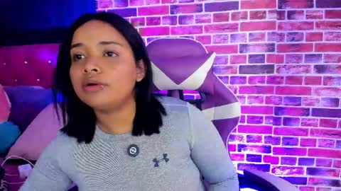 sienna_lux01 online show from April 2026 02:34:01 AM