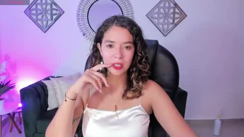 siiena online show from May 2026 10:42:01 AM