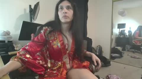 Snapshot of siennalilbunnykate chatting on December 2025 09:36:01 AM Nicole Zelaya Ferrati Niky Ferrati online show from December 2025 09:36:01 AM
