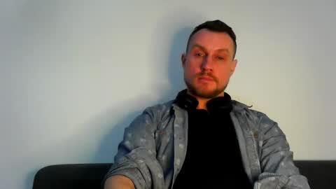 Snapshot of siggurd7one chatting on February 2025 02:52:01 PM Orlando online show from February 2025 02:52:01 PM