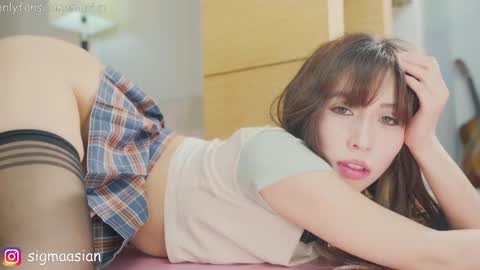 Snapshot of sigmasian chatting on January 2025 08:10:02 AM OF instagram sigmaasian twitter sigmasian online show from January 2025 08:10:02 AM