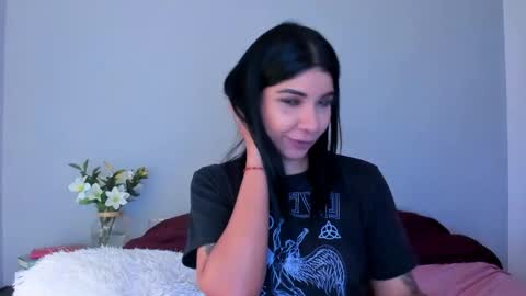 Snapshot of siirena chatting on November 2025 04:43:02 PM siirena online show from November 2025 04:43:02 PM