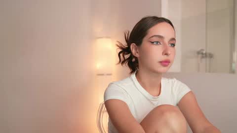 Snapshot of silent_chill chatting on December 2024 10:16:01 AM Chilli online show from December 2024 10:16:01 AM