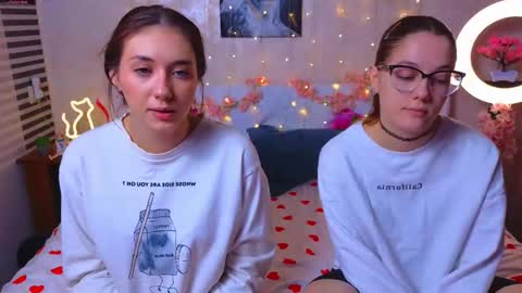 Snapshot of silentwins chatting on February 2026 11:31:01 AM Megan Pamela online show from February 2026 11:31:01 AM