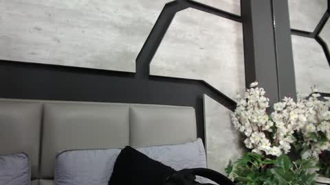 Snapshot of silknyx chatting on March 2026 01:35:02 PM silknyx online show from March 2026 01:35:02 PM