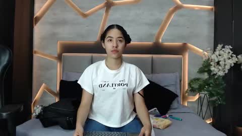 Snapshot of silknyx chatting on March 2026 01:39:01 PM silknyx online show from March 2026 01:39:01 PM