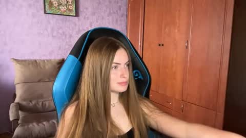 Erica online show from June 2026 01:41:02 PM
