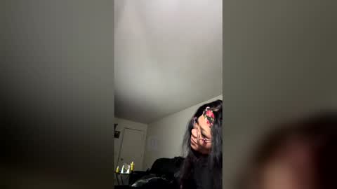 SilkyBvtter online show from April 2026 07:47:01 AM