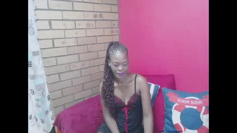 Snapshot of silkyeboni chatting on July 2026 06:29:01 PM silkyeboni online show from July 2026 06:29:01 PM