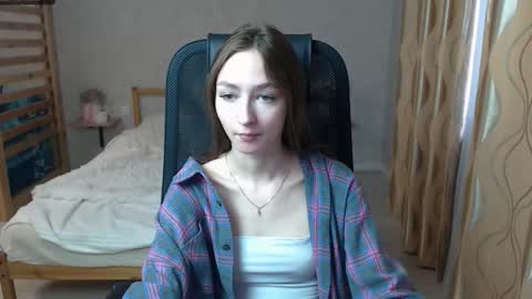 silkymiley online show from October 2025 07:17:01 AM