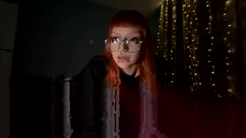 Mia online show from March 2026 11:10:02 PM