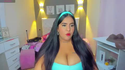 Silvana cruzzz online show from October 2025 02:11:02 AM