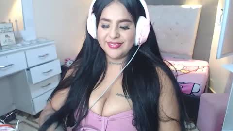 Silvana cruzzz online show from April 2026 02:45:01 AM