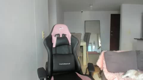 Silvana online show from November 2025 12:59:02 PM