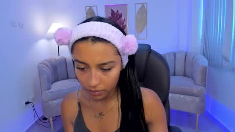 Silvana online show from October 2025 08:42:02 PM