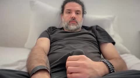 silverbeard81 online show from February 2026 12:26:01 PM