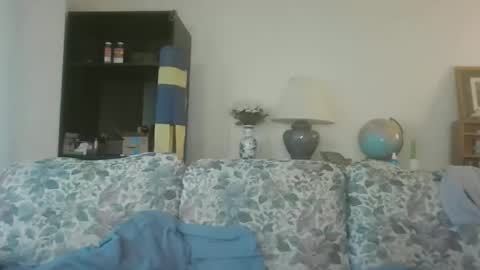 silverfunfox online show from April 2026 08:06:02 PM