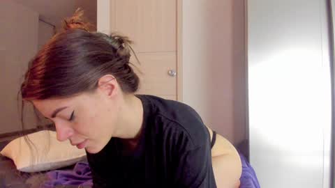 Snapshot of silverhase1 chatting on December 2024 01:40:01 AM silverhase1 online show from December 2024 01:40:01 AM