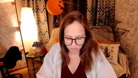 Kira online show from October 2025 08:46:01 AM