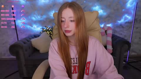 Snapshot of silverrmoon chatting on February 2025 01:37:01 AM Kristina Kris online show from February 2025 01:37:01 AM