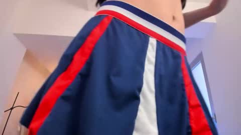 Wendy help me get get 69 likes  online show from November 2025 07:14:01 AM