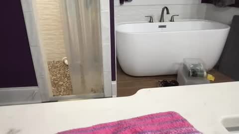 simi136 online show from March 2026 03:01:01 AM