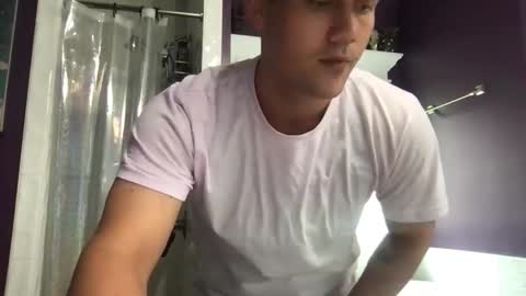 simi136 online show from April 2026 06:28:01 PM