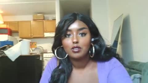 Snapshot of siminfox chatting on September 2025 03:02:01 PM Simin Fox online show from September 2025 03:02:01 PM