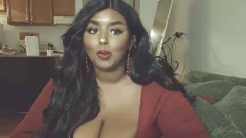 Snapshot of siminfox chatting on December 2025 04:21:01 AM Simin Fox online show from December 2025 04:21:01 AM