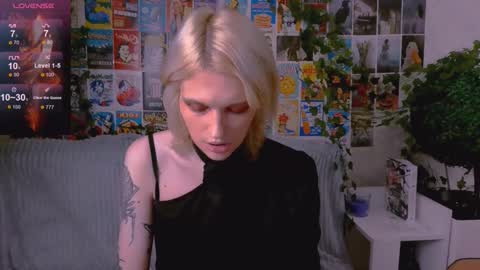 Simona online show from November 2025 10:42:02 PM