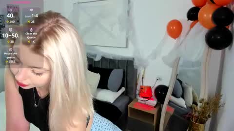 SimonaGerry online show from November 2025 04:36:02 AM