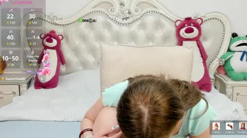 simonastephanie online show from May 2026 04:37:01 PM