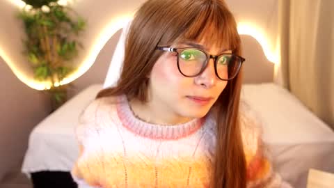 simone_sky online show from February 2026 12:47:02 PM