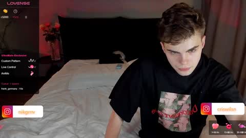 Snapshot of simonwnl chatting on January 2025 10:07:02 PM Simon online show from January 2025 10:07:02 PM