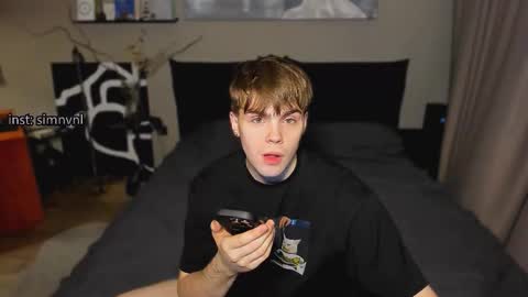 Snapshot of simonwnl chatting on December 2025 03:25:01 AM Simon online show from December 2025 03:25:01 AM