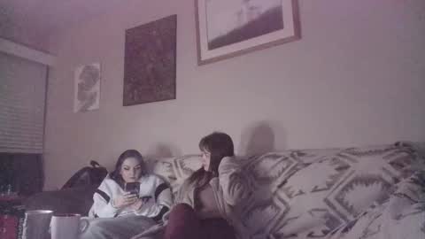 Snapshot of simpsznn chatting on February 2026 11:00:01 AM simpsznn online show from February 2026 11:00:01 AM