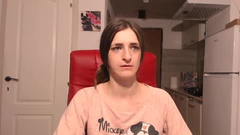 Snapshot of simyhvn chatting on April 2026 05:00:01 PM simyhvn online show from April 2026 05:00:01 PM