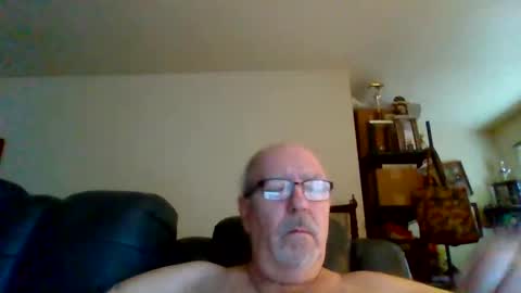 Snapshot of sincere159 chatting on January 2025 02:14:02 PM sincere159 online show from January 2025 02:14:02 PM