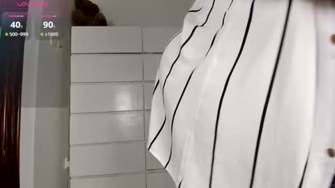 Snapshot of sincerre9_tara chatting on December 2024 08:48:02 AM sincerre9_tara online show from December 2024 08:48:02 AM