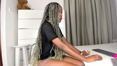 Snapshot of sincerre9_tara chatting on January 2025 08:32:02 AM sincerre9_tara online show from January 2025 08:32:02 AM